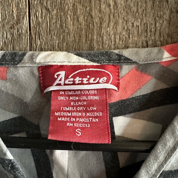 Small scrub top - Picture 2 of 3